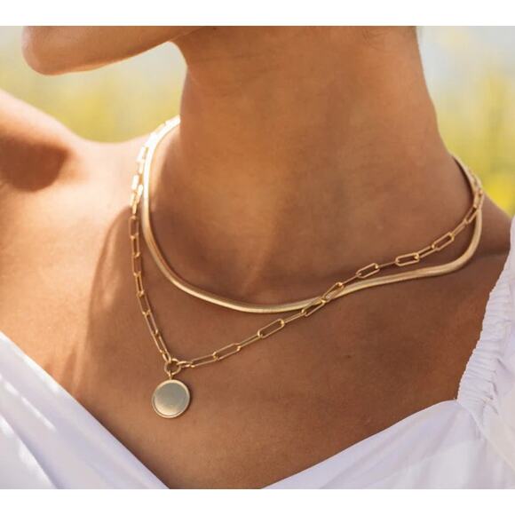 NWB Brook & York Callie Pendant Necklace 14K Gold Plated Brass - Picture 1 of 6